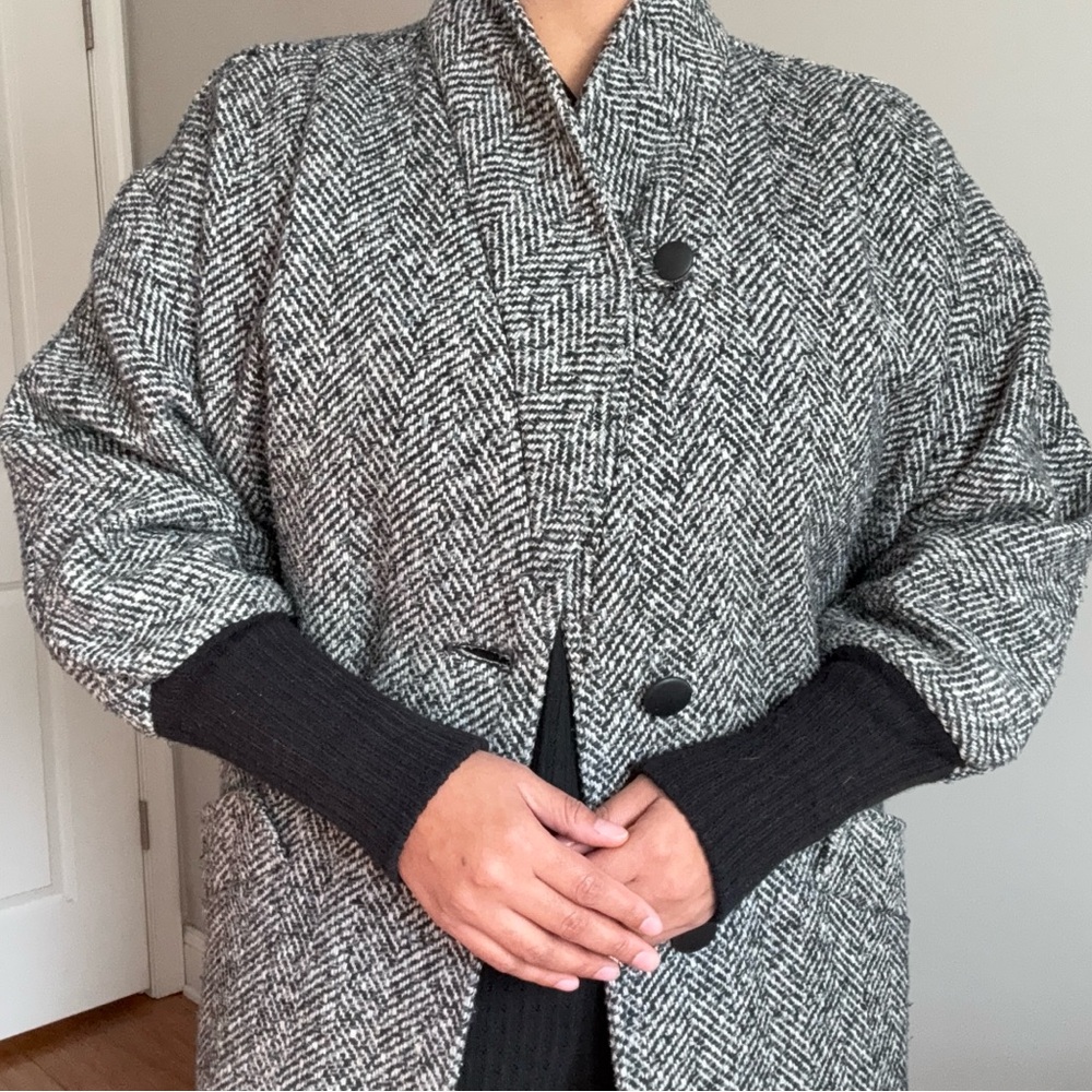 Herringbone Tweed Vintage Coat - Picture 3 of 9